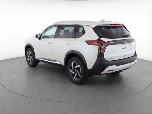 Used 2025 Nissan Kicks SV image 6