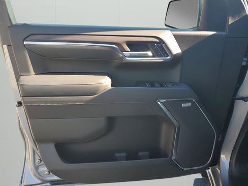 New 2026 GMC Sierra 1500 SLT image 26