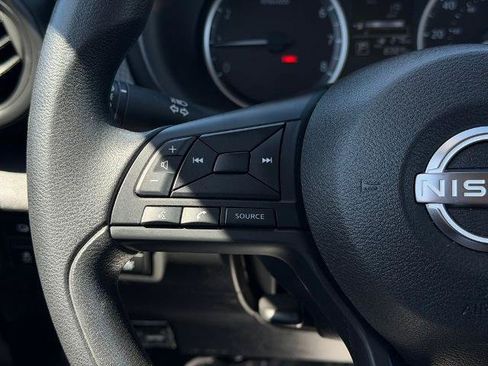 Certified 2025 Nissan Kicks Play S FWD image 22