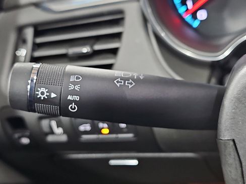 Used 2015 Chevrolet Impala LTZ image 26