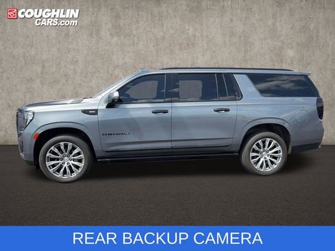 Used 2022 GMC Yukon XL Denali image 5