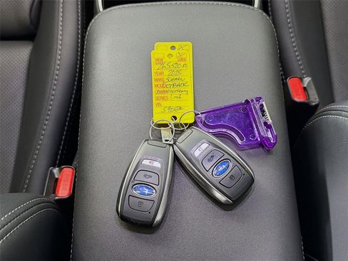 Used 2025 Subaru Outback Limited image 35