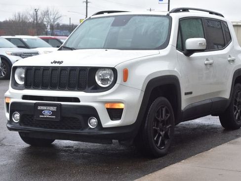 Used 2019 Jeep Renegade Altitude w/ Quick Order Package 2XM AWD/4WD image 12
