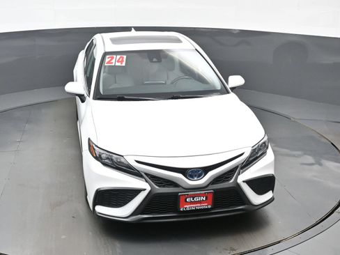 Used 2024 Toyota Camry SE w/ Audio Upgrade Package FWD image 37