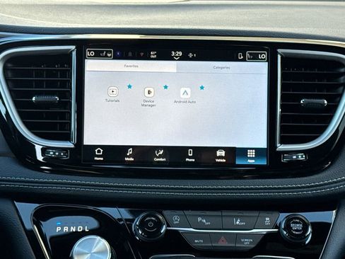 New 2026 Chrysler Pacifica Select FWD image 21