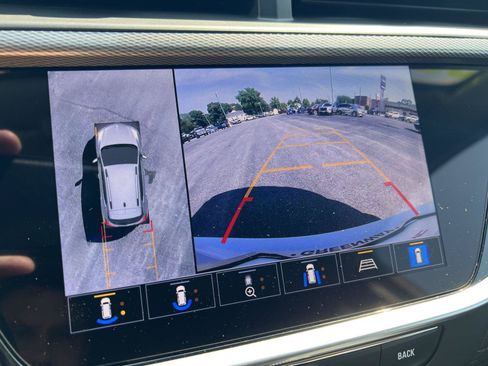 Used 2020 Buick Encore GX Select w/ Advanced Technology Package FWD image 34