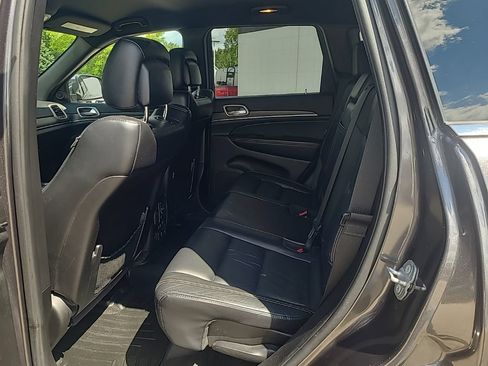 Used 2015 Jeep Grand Cherokee Limited AWD/4WD image 17