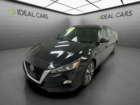 Used 2021 Nissan Altima 2.5 SV FWD image 1