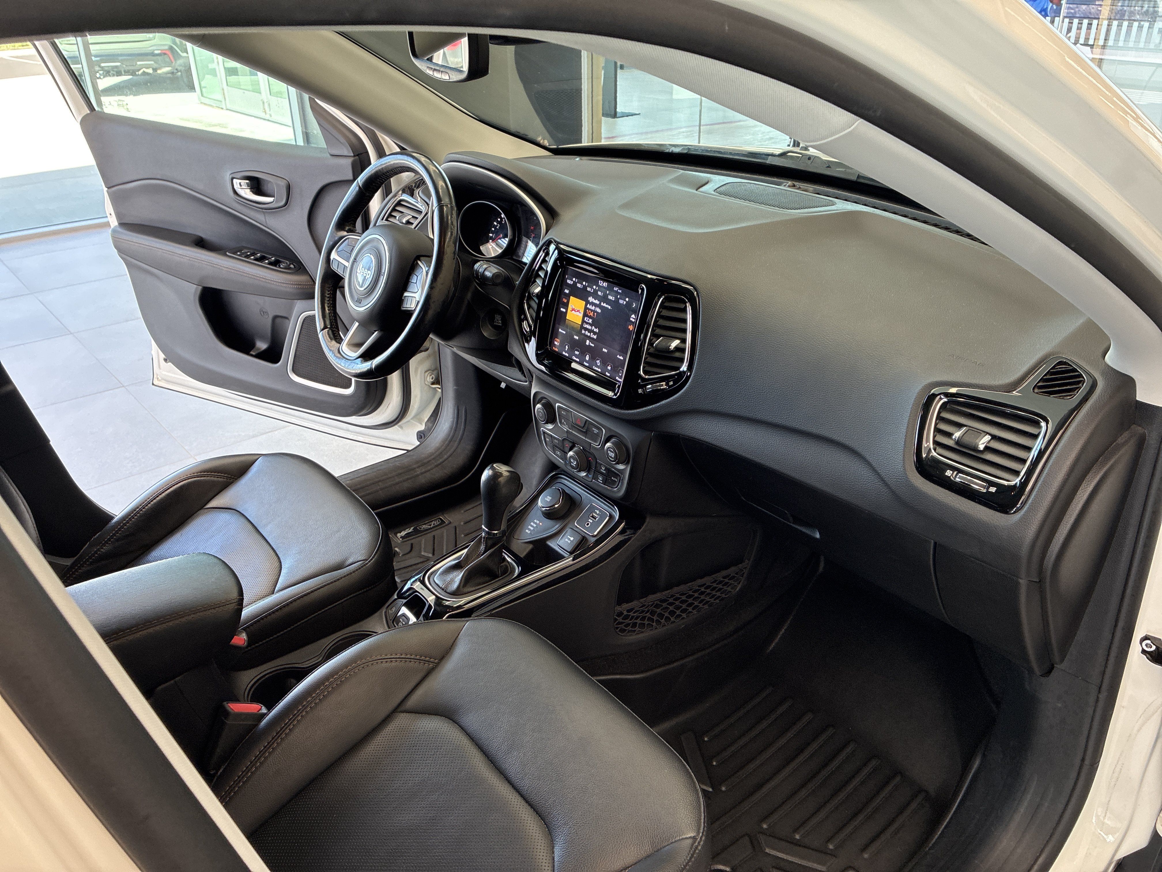 Used 2019 Jeep Compass Limited w/ Safety & Security Group AWD/4WD image 19