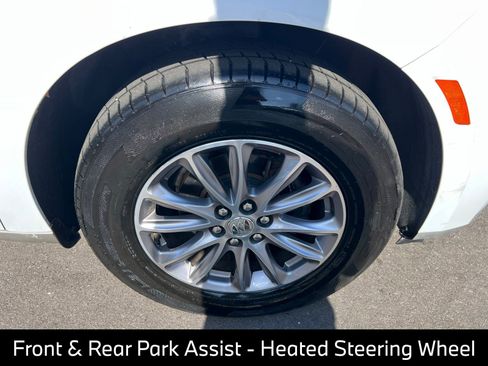 Used 2023 Buick Enclave Essence FWD image 11
