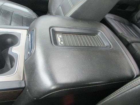 Used 2019 GMC Sierra 2500 Denali image 28