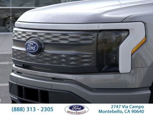 New 2025 Ford F150 Lightning Lariat image 18