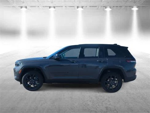 New 2025 Jeep Grand Cherokee Limited image 5