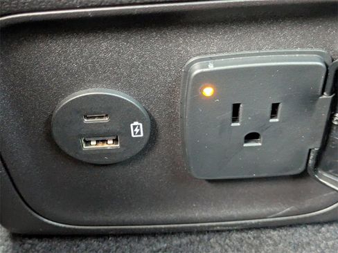 Used 2023 Ford Bronco Sport Outer Banks image 16