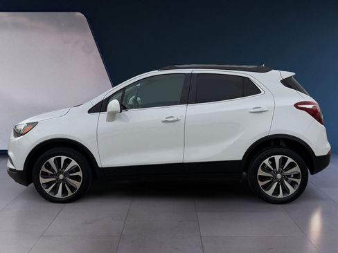 Used 2022 Buick Encore Preferred w/ Safety Package image 2