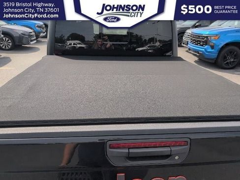 Used 2021 Jeep Gladiator Mojave AWD/4WD image 7