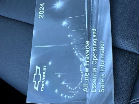 Used 2024 Chevrolet Traverse Z71 image 29