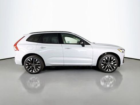 New 2026 Volvo XC60 B5 Ultra w/ Protection Package Premier AWD/4WD image 8