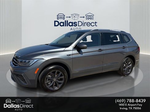 Used 2023 Volkswagen Tiguan SE image 2
