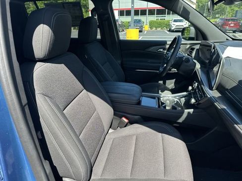 Used 2024 Chevrolet Traverse LS AWD/4WD image 29