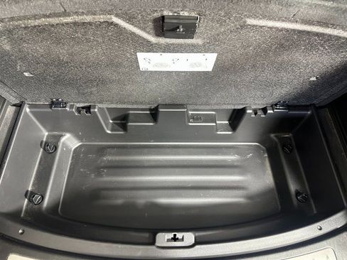 Used 2023 Buick Enclave Essence w/ Experience Buick Package image 8