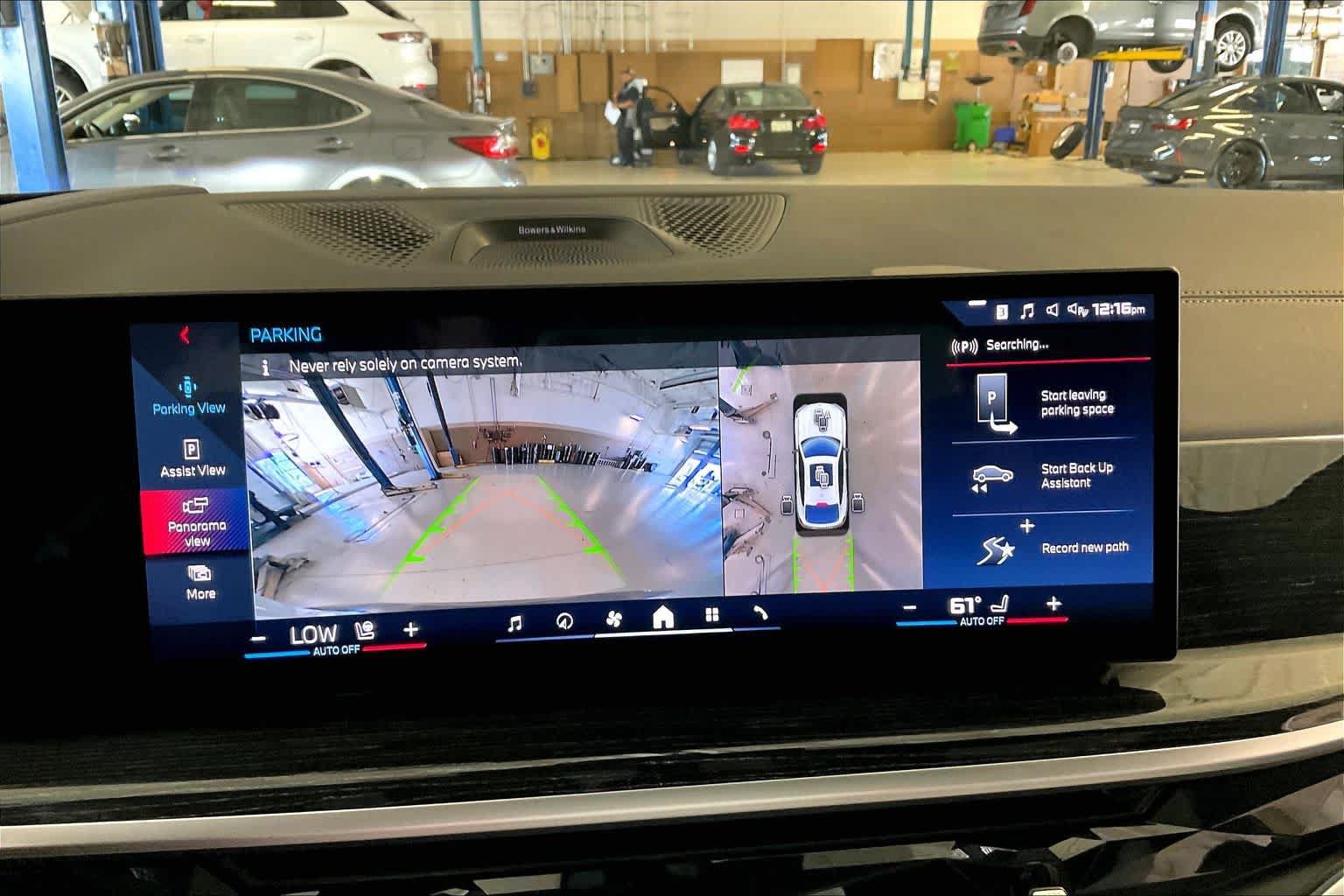 Used 2025 BMW X6 M60i AWD/4WD image 27
