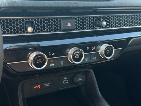Used 2023 Honda Civic LX image 27