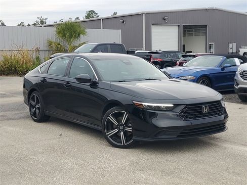 Used 2024 Honda Accord Sport image 37