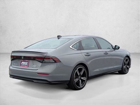 Used 2024 Honda Accord Sport image 5