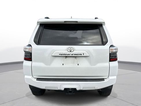 Certified 2022 Toyota 4Runner SR5 Premium AWD/4WD image 7