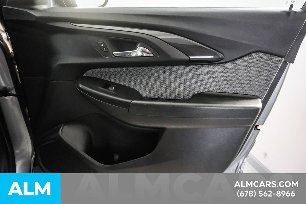 Used 2023 Chevrolet TrailBlazer LT FWD image 41