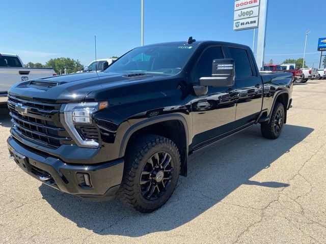 Used 2026 Chevrolet Silverado 2500 LT w/ Trail Boss Package AWD/4WD image 8