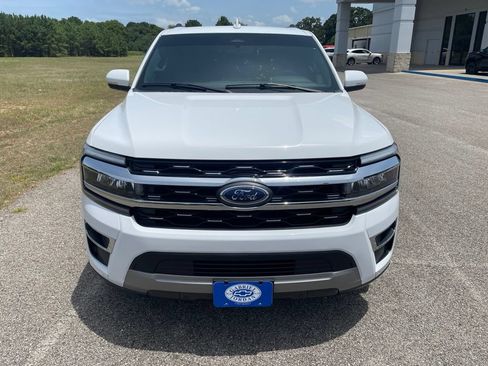 Used 2022 Ford Expedition Max Limited RWD image 10