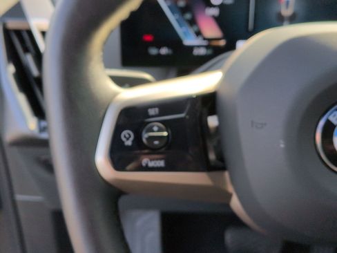 Used 2026 BMW iX xDrive45 image 19