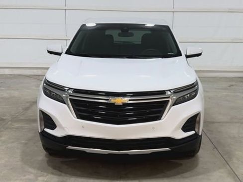 Certified 2024 Chevrolet Equinox LT image 3