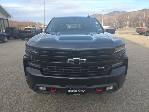 Used 2020 Chevrolet Silverado 1500 LT Trail Boss image 2