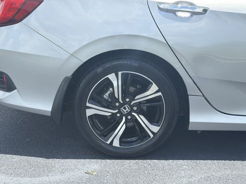Used 2017 Honda Civic Touring image 34