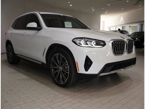 Certified 2022 BMW X3 xDrive30i w/ Premium Package 2 (ZPA) AWD/4WD image 9