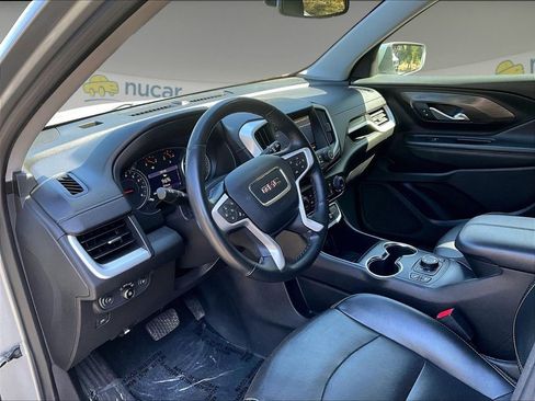 Used 2023 GMC Terrain SLT AWD/4WD image 13