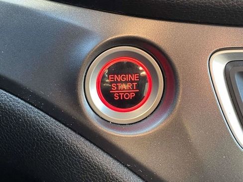 Used 2020 Honda Pilot LX image 25