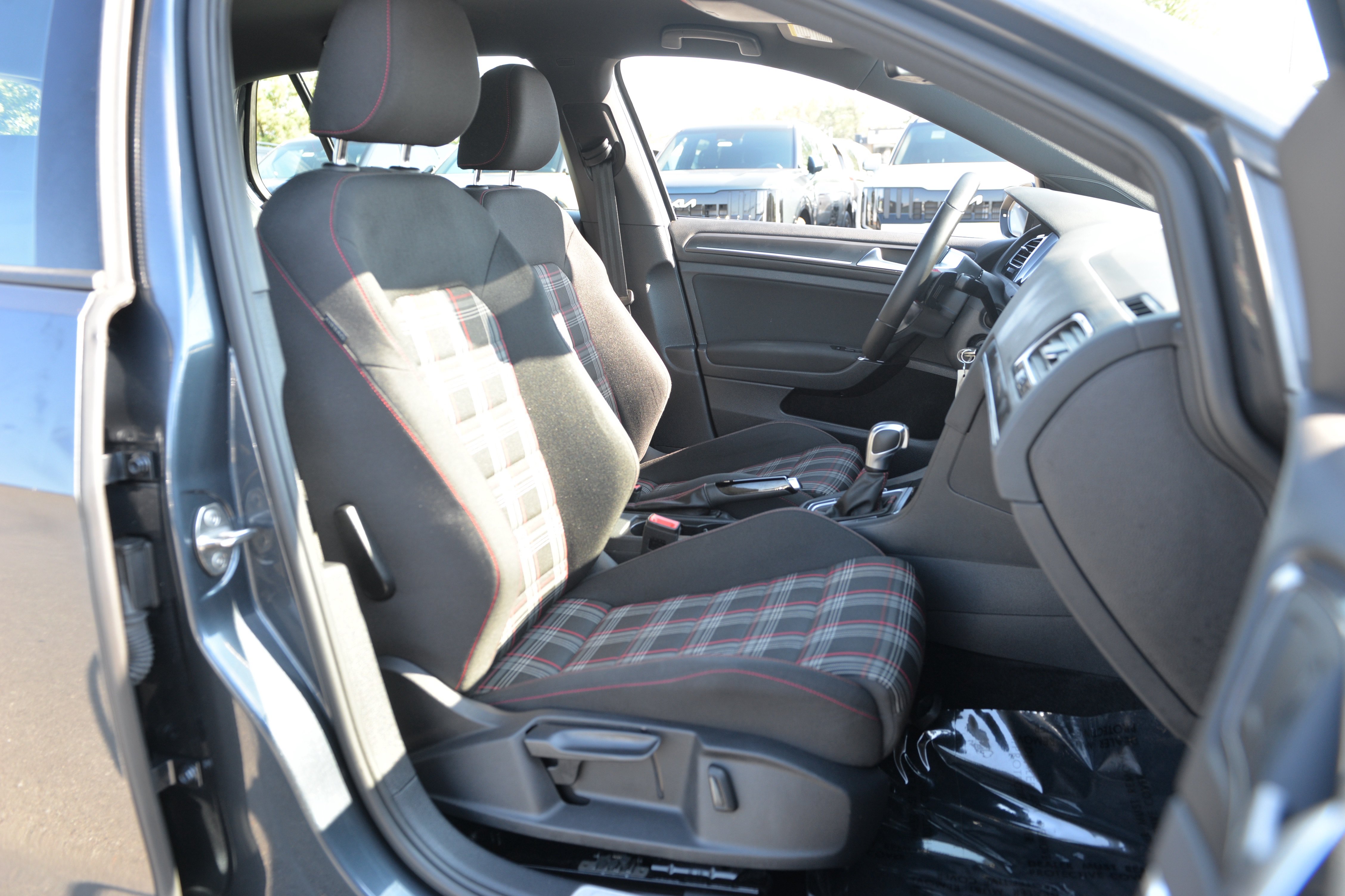 Used 2020 Volkswagen GTI S FWD image 12