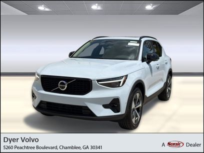 Used 2026 Volvo XC40 B5 Plus w/ Protection Package Premier