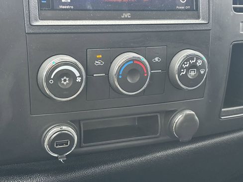 Used 2008 Chevrolet Silverado 1500 LT image 17