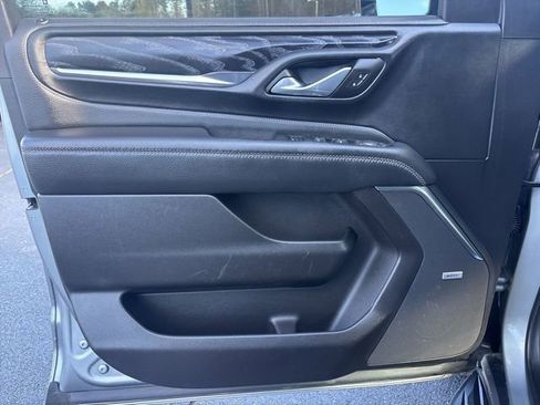 Used 2024 GMC Yukon XL Denali image 35