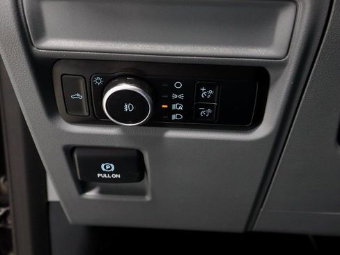 Certified 2023 Ford F150 XLT image 28