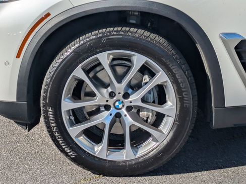 Used 2025 BMW X5 xDrive40i w/ Executive Package AWD/4WD image 9