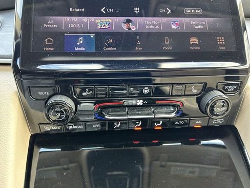 Certified 2022 Jeep Grand Cherokee L Limited image 21