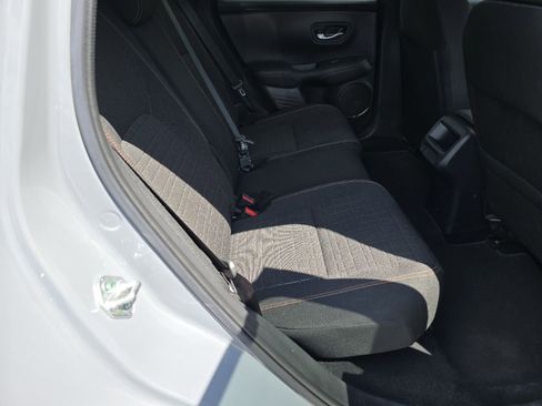Used 2025 Honda HR-V Sport image 21