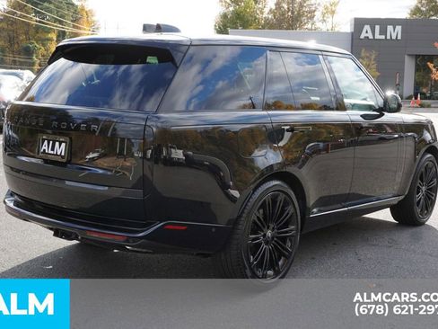 Used 2024 Land Rover Range Rover SE image 6