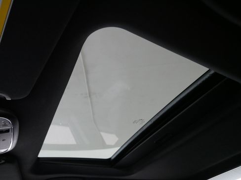 Used 2013 Dodge Charger SXT image 31